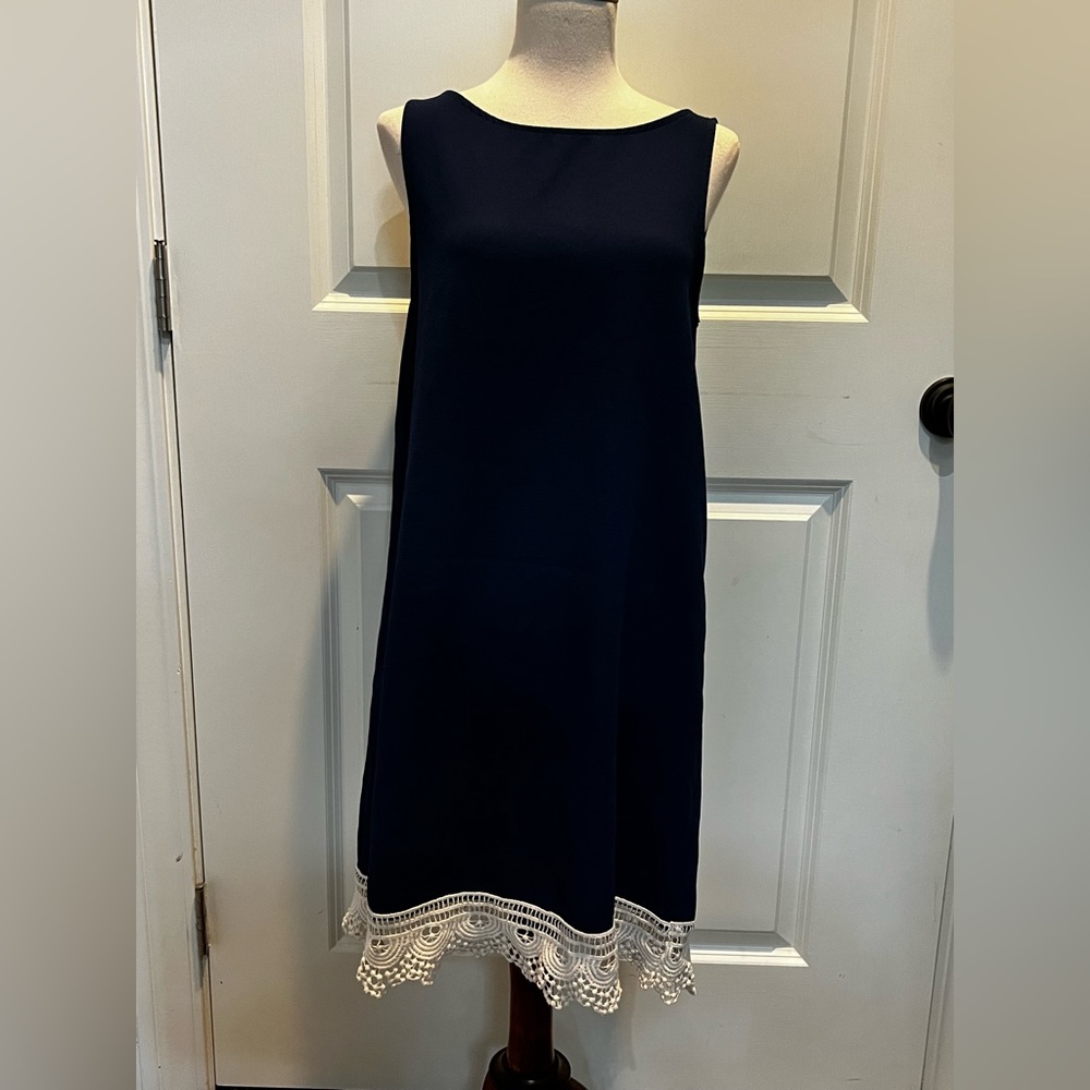 Everly Anthropologie navy shift dress size small